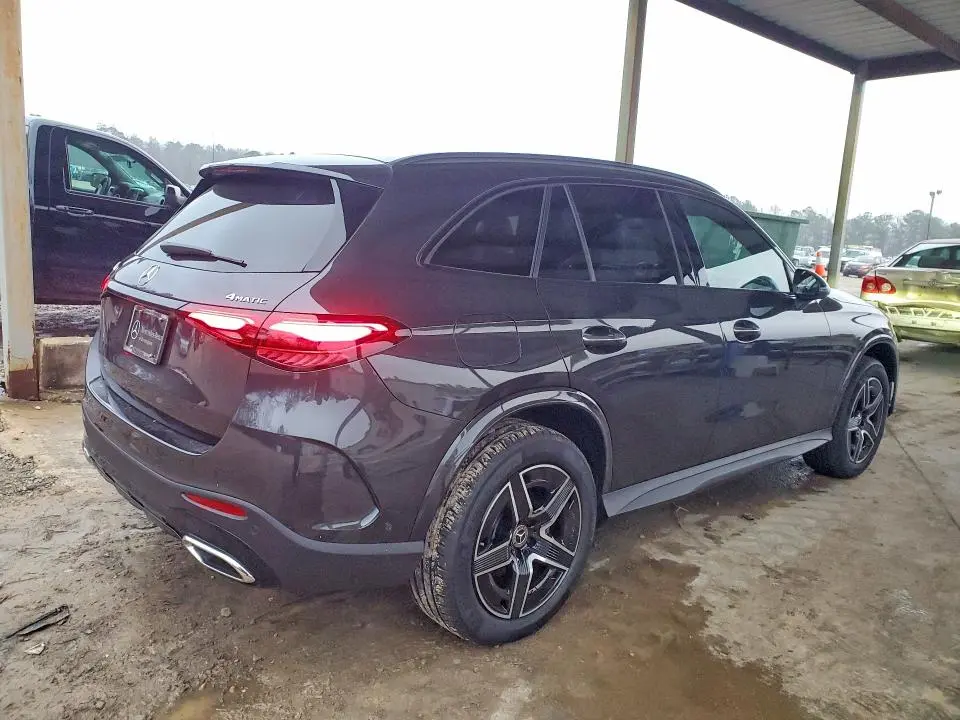 2026 MERCEDES-BENZ GLC 300 4MATIC  