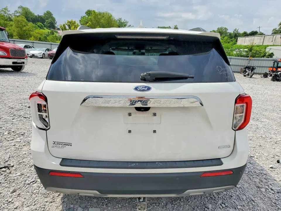 2020 FORD EXPLORER XLT  