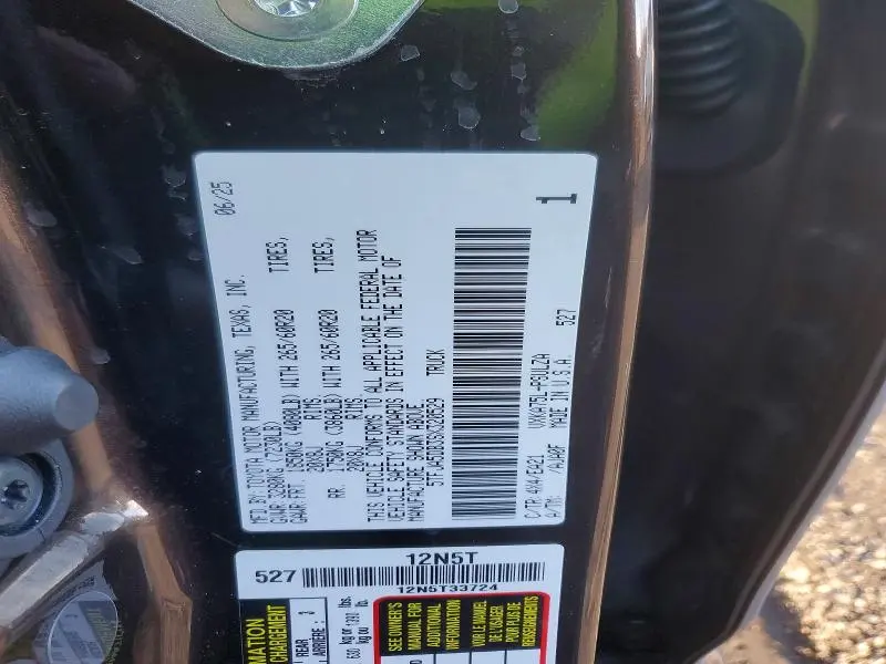 2025 TOYOTA TUNDRA CREWMAX LIMITED  