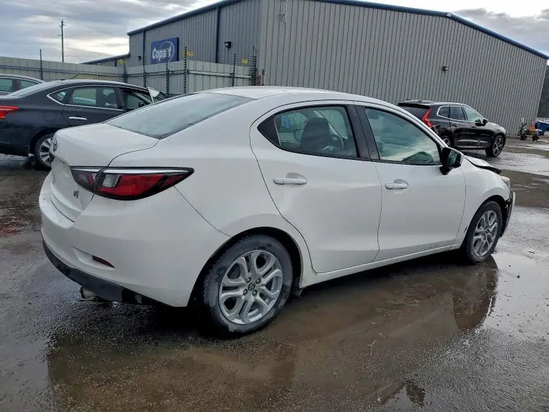 2017 TOYOTA YARIS IA BASE  