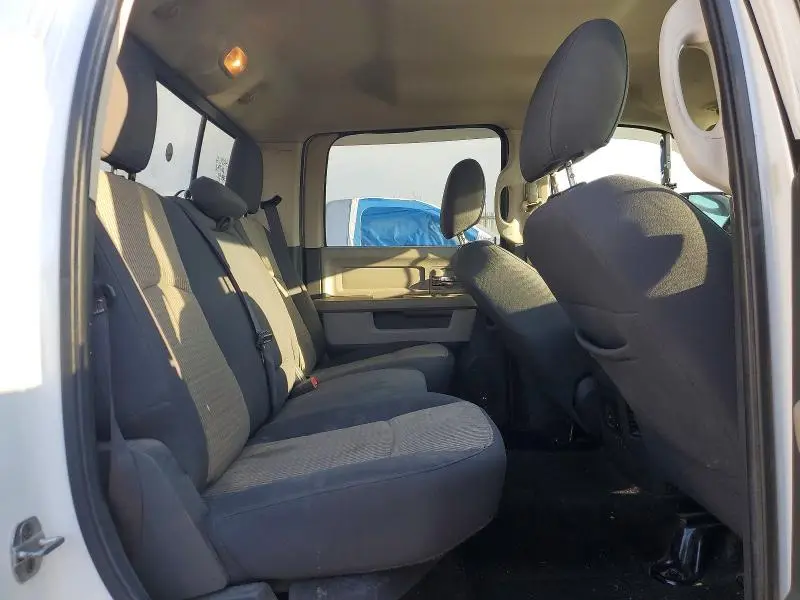2012 DODGE RAM 1500 SLT  