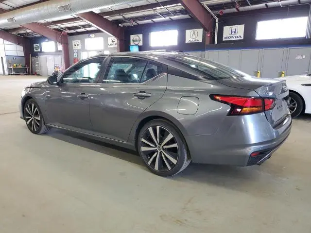 2021 NISSAN ALTIMA SR  