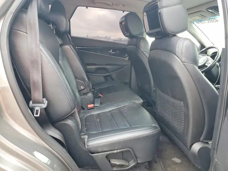 2016 KIA SORENTO EX V6  