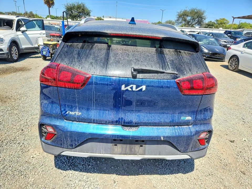 2022 KIA NIRO LXS  