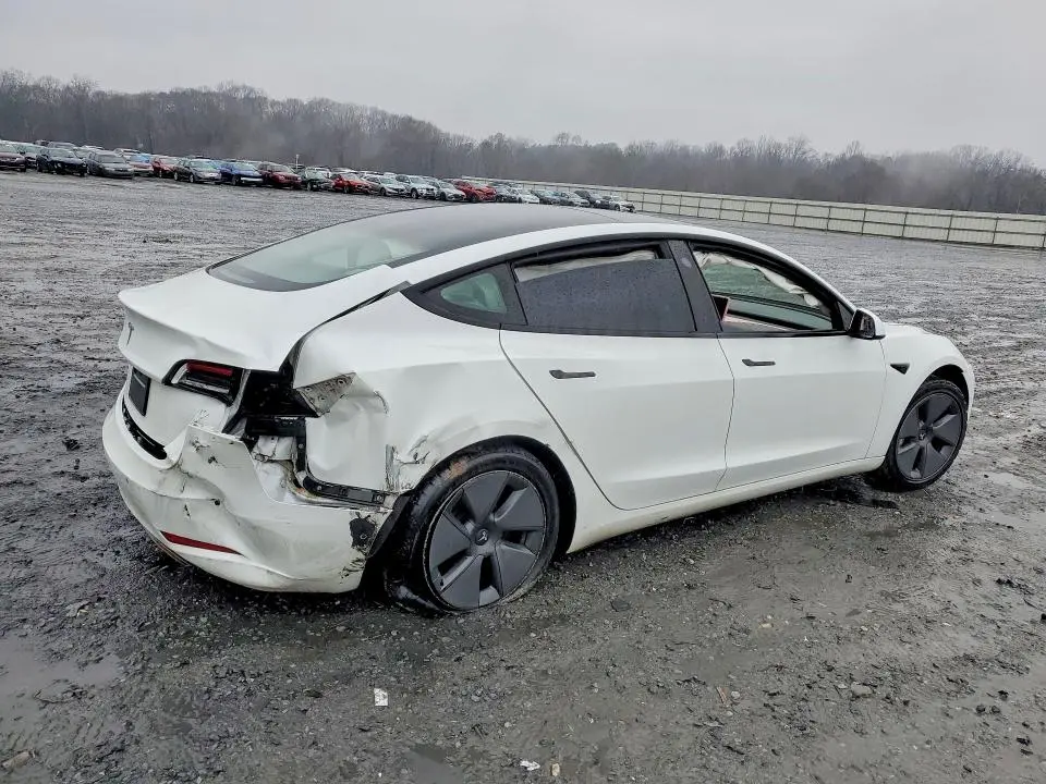 2021 TESLA MODEL 3   