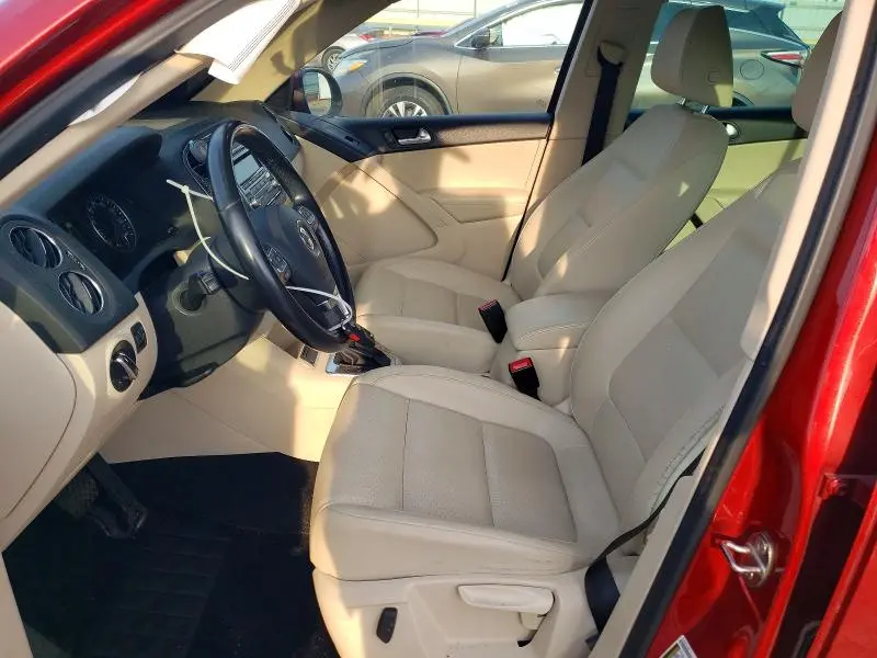 2014 VOLKSWAGEN TIGUAN S  