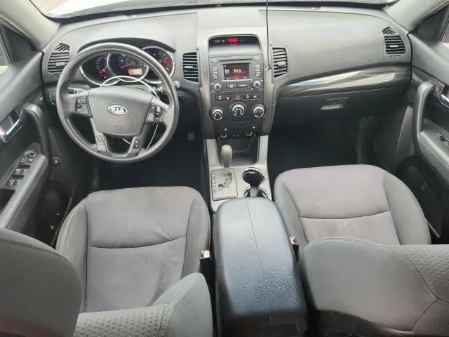 2013 KIA SORENTO LX  