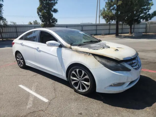 2013 HYUNDAI SONATA SE  