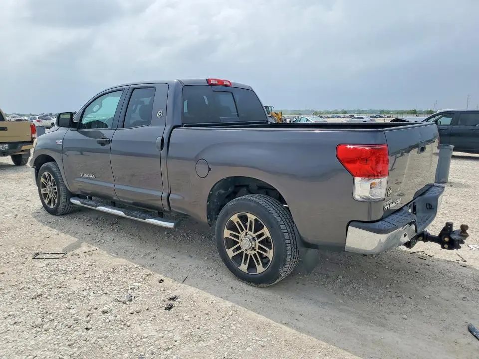 2013 TOYOTA TUNDRA DOUBLE CAB SR5  