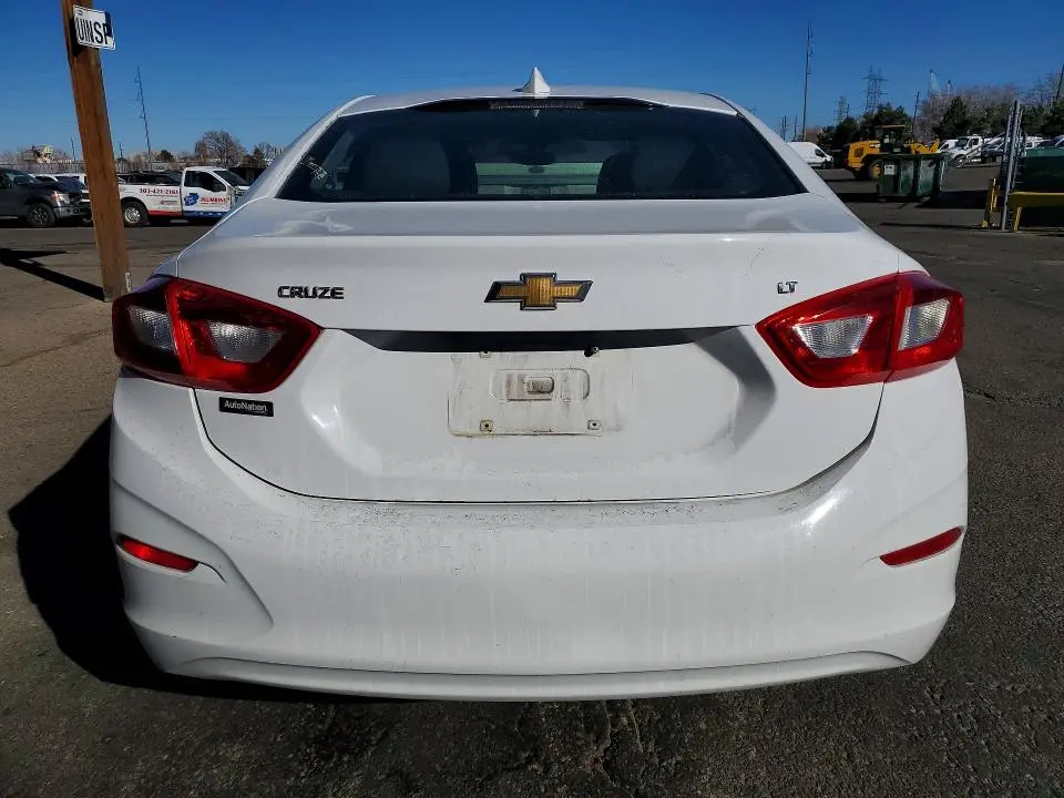 2017 CHEVROLET CRUZE LT  