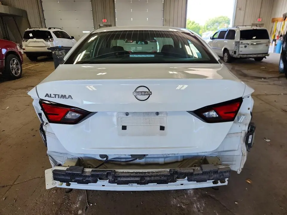 2024 NISSAN ALTIMA S  