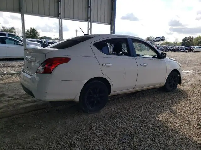 2019 NISSAN VERSA S