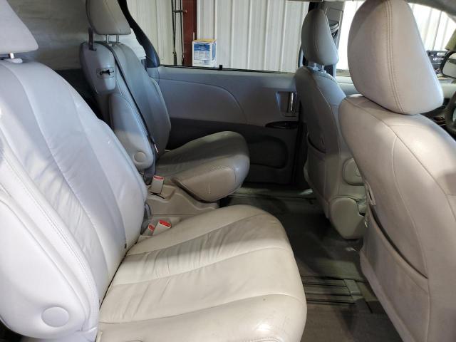 2011 TOYOTA SIENNA XLE