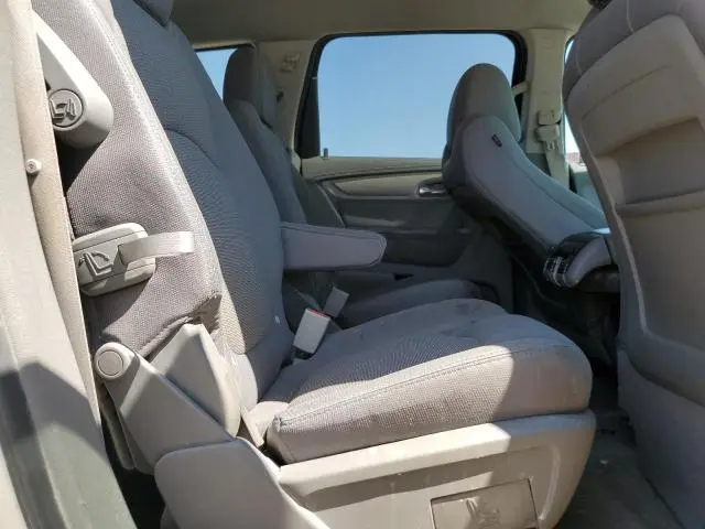 2014 CHEVROLET TRAVERSE LT  