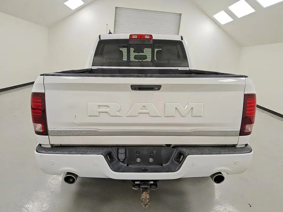 2018 RAM 1500 LONGHORN  