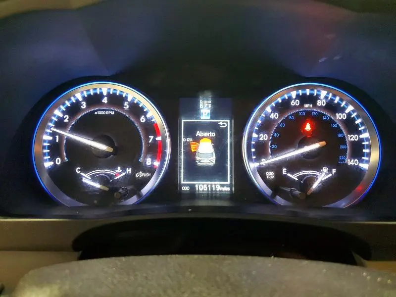 2016 TOYOTA HIGHLANDER XLE  
