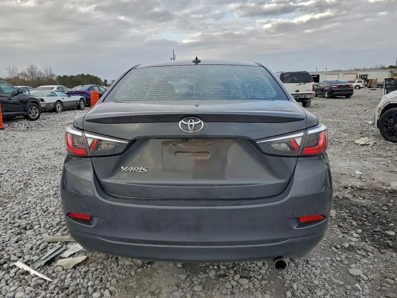 2019 TOYOTA YARIS L  