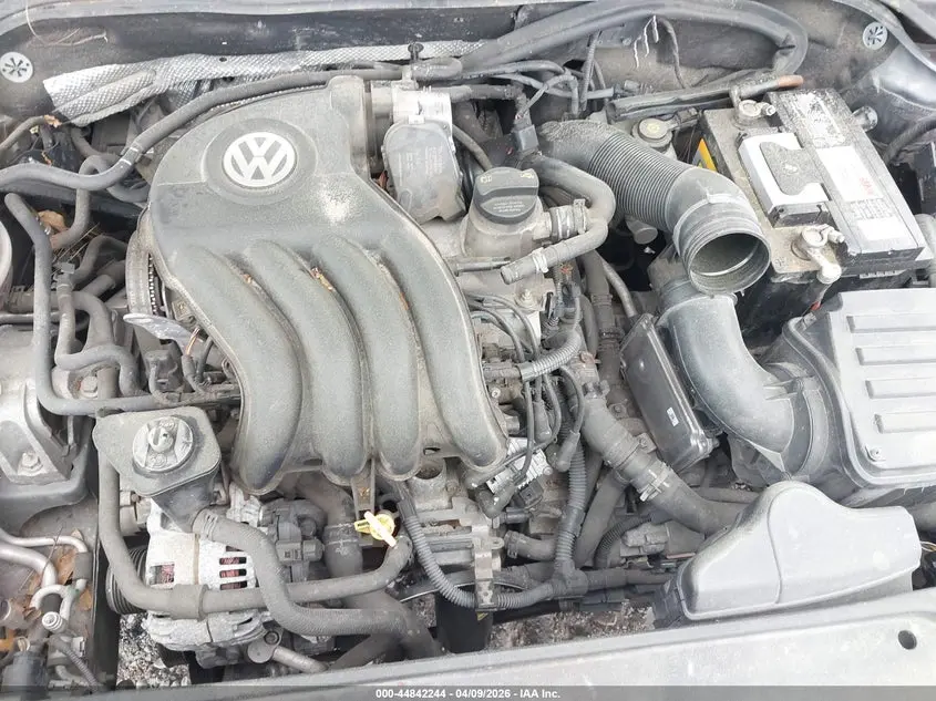 2011 VOLKSWAGEN JETTA 2.0L S