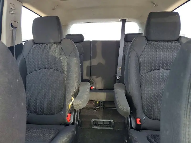 2012 CHEVROLET TRAVERSE LT  
