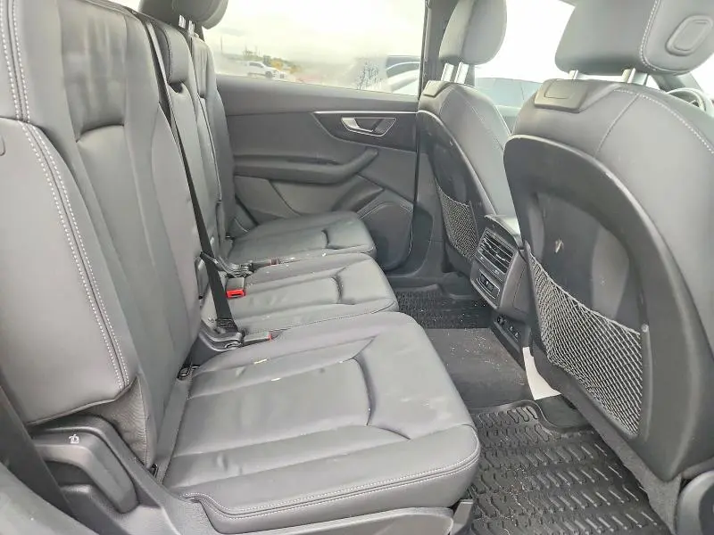 2025 AUDI Q7 PREMIUM  
