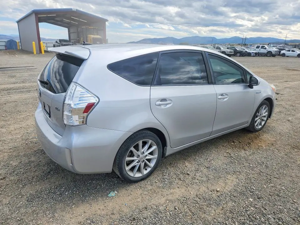 2012 TOYOTA PRIUS V FIVE  
