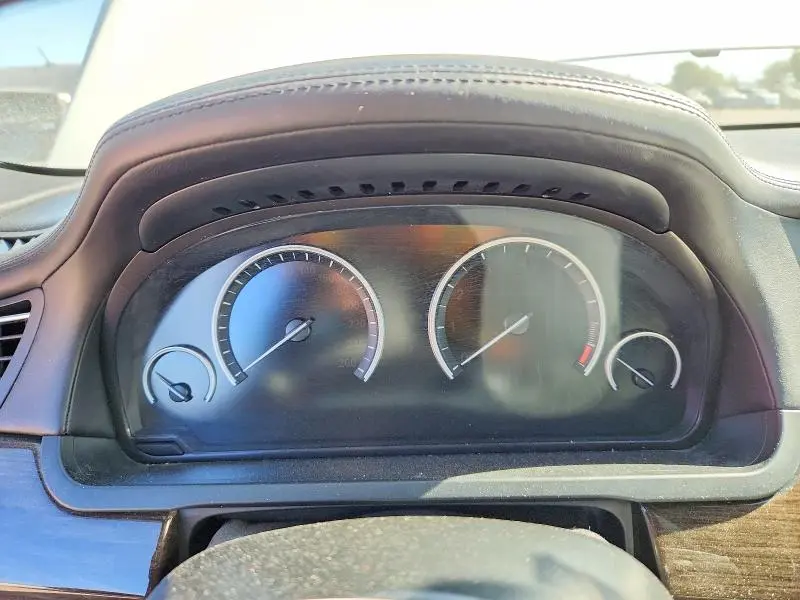 2014 BMW 750 XI  