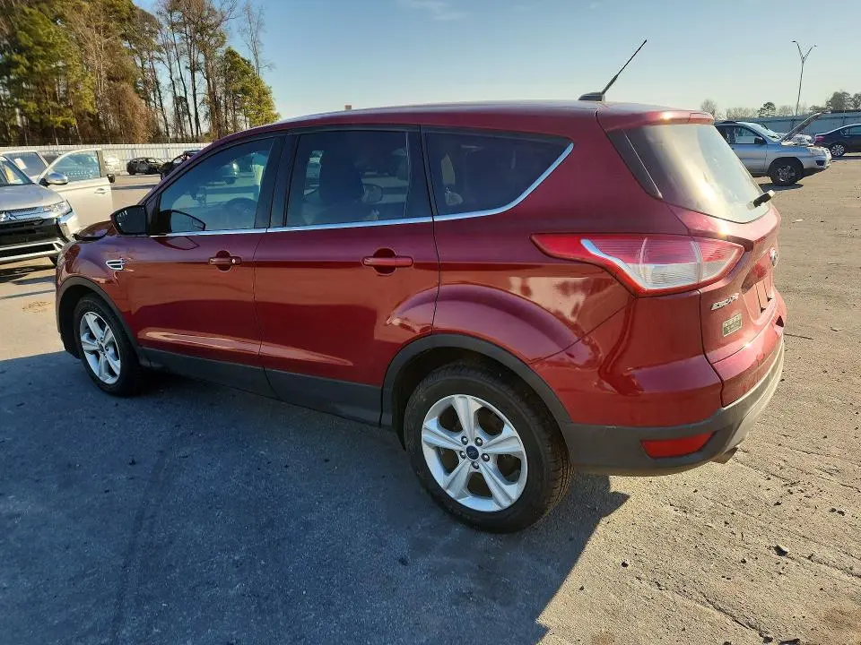 2016 FORD ESCAPE SE  