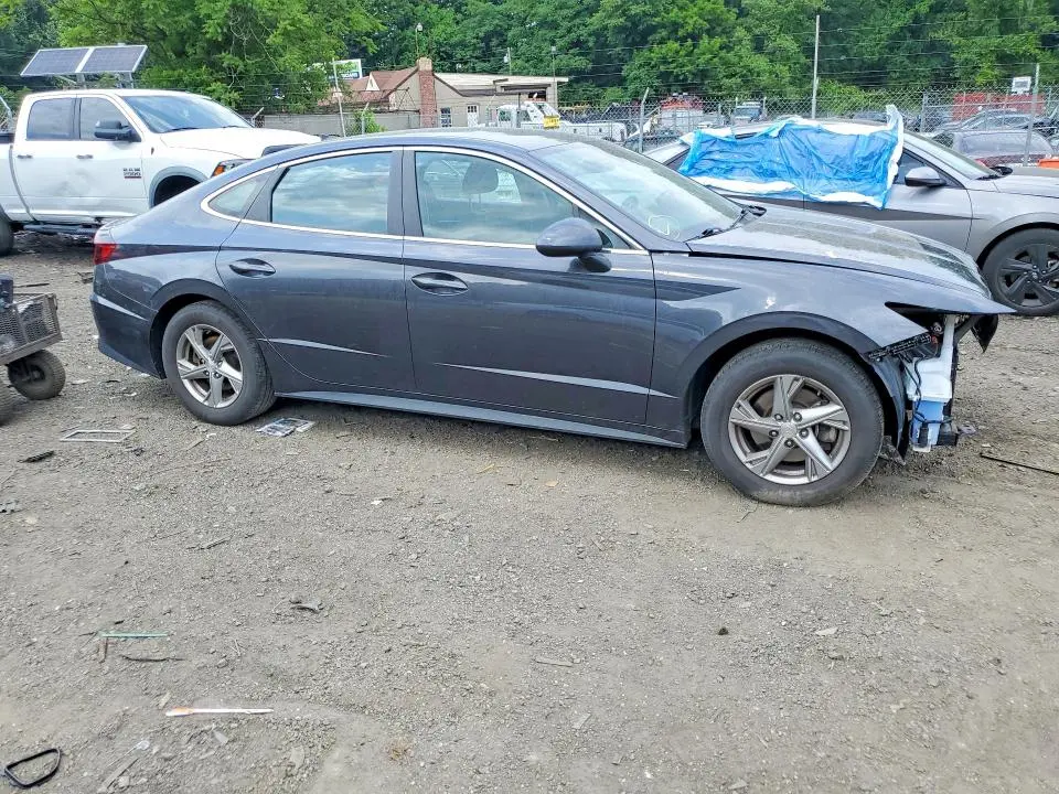 2021 HYUNDAI SONATA SE  