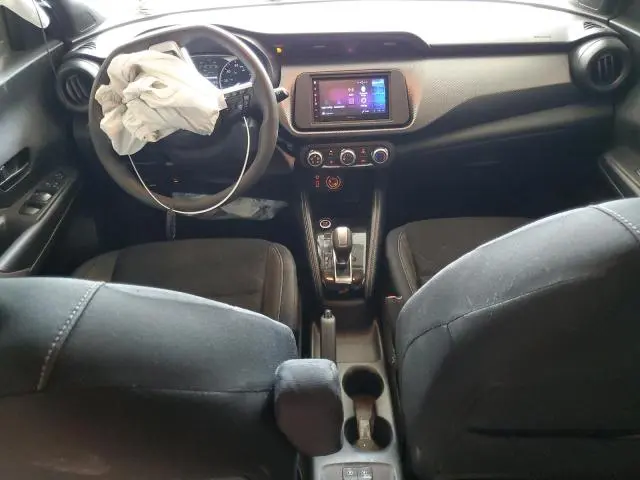 2018 NISSAN KICKS S  