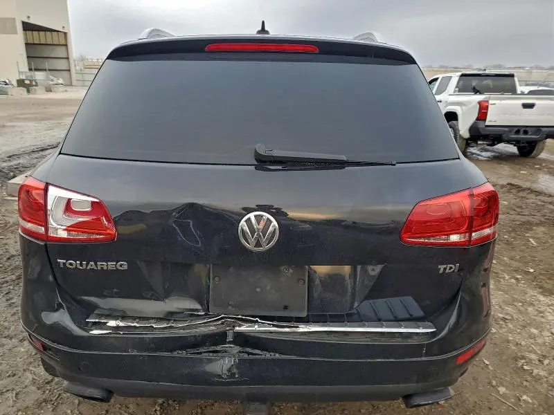 2014 VOLKSWAGEN TOUAREG V6 TDI  