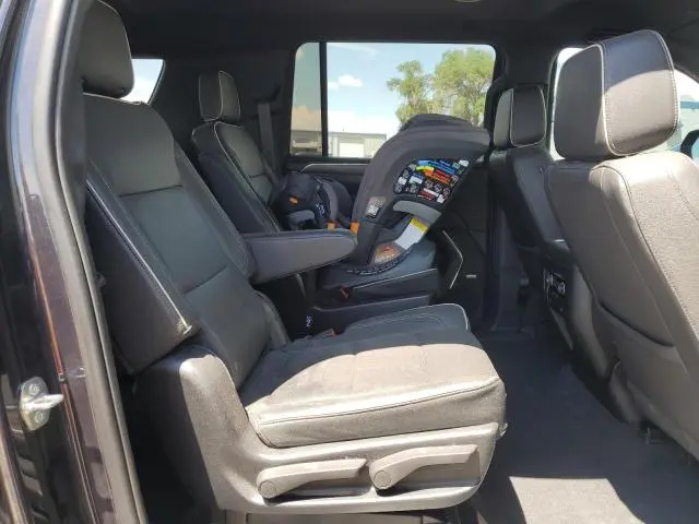 2023 CHEVROLET SUBURBAN C1500 PREMIER  