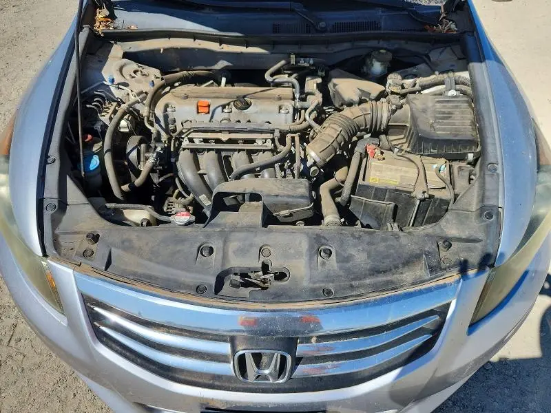 2011 HONDA ACCORD LX  