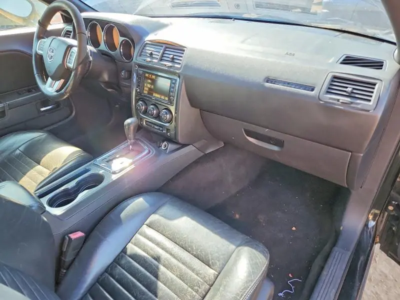 2013 DODGE CHALLENGER SXT  