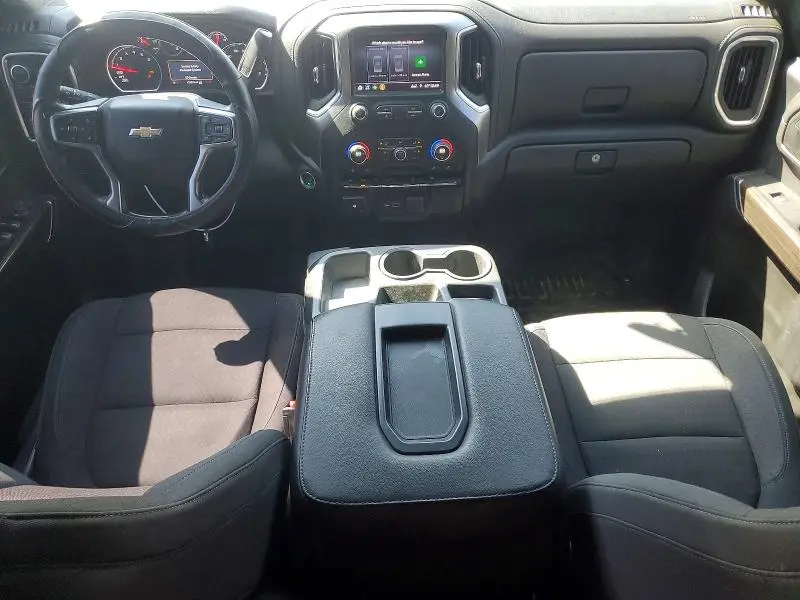 2020 CHEVROLET SILVERADO K1500 LT  