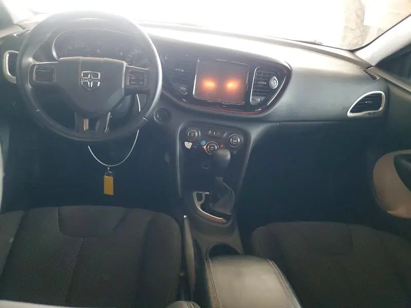 2015 DODGE DART SXT  