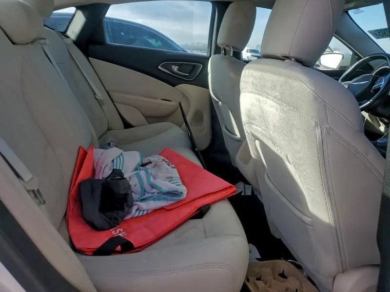 2015 CHRYSLER 200 LIMITED  