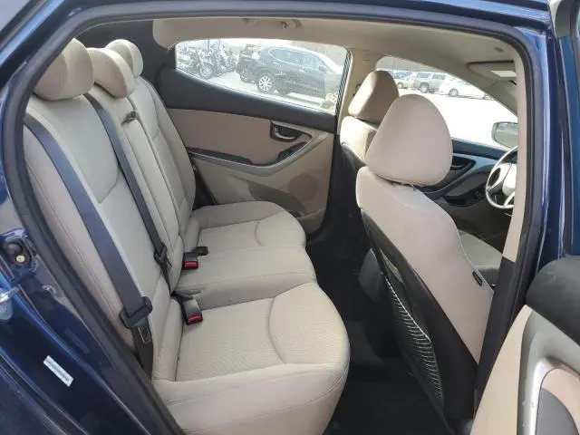 2014 HYUNDAI ELANTRA SE  