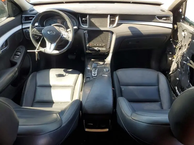2019 INFINITI QX50 LUXE  