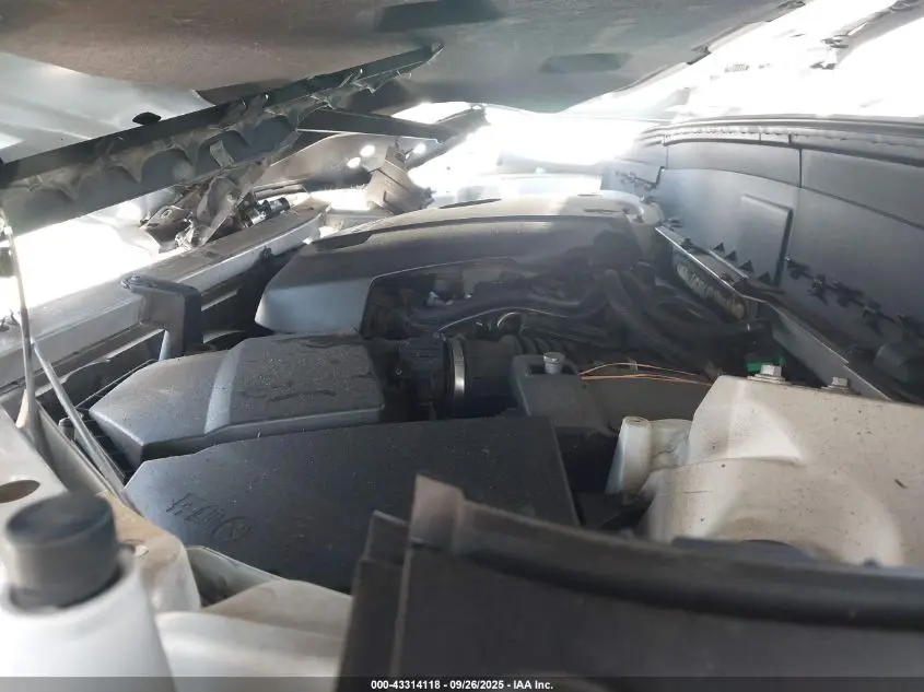 2017 VOLVO XC90 T6 MOMENTUM