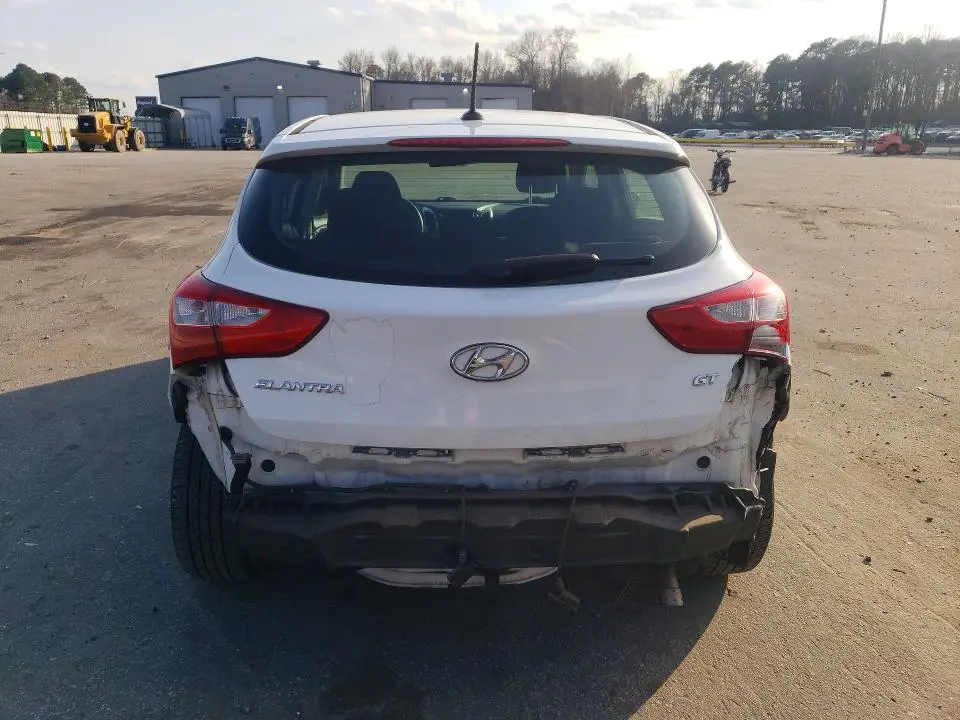 2016 HYUNDAI ELANTRA GT BASE  