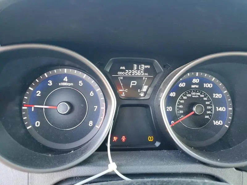 2012 HYUNDAI ELANTRA GLS  