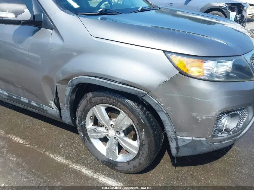 2013 KIA SORENTO EX