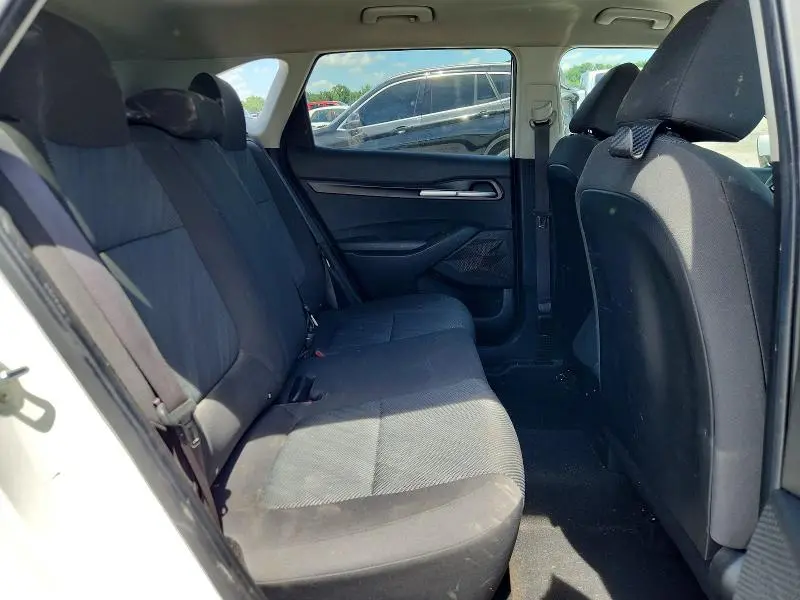 2021 KIA SELTOS LX  