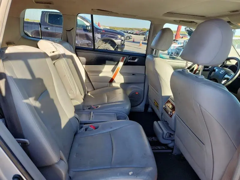 2011 TOYOTA HIGHLANDER HYBRID LIMITED  