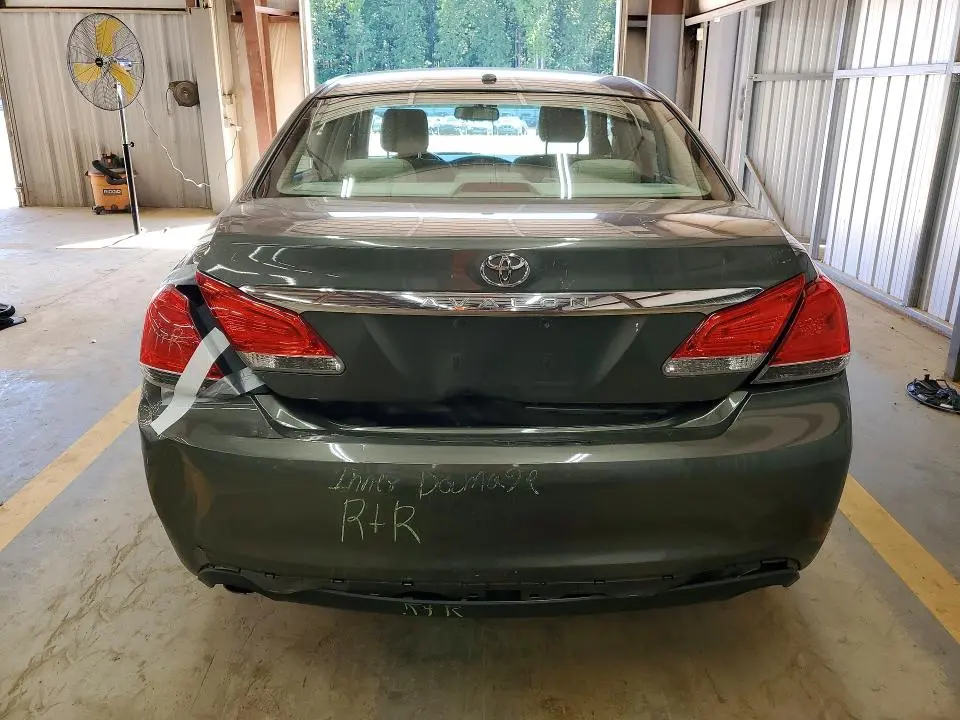 2011 TOYOTA AVALON LIMITED  