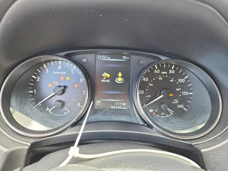 2017 NISSAN ROGUE SV  