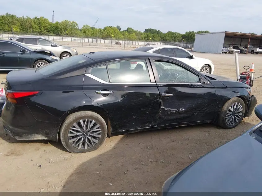 2023 NISSAN ALTIMA SV FWD