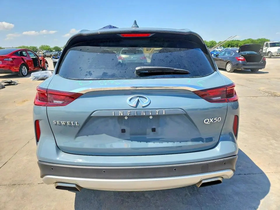 2024 INFINITI QX50 LUXE  