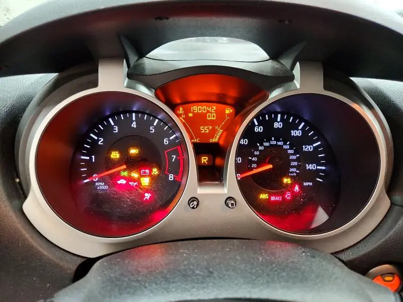 2012 NISSAN JUKE S  