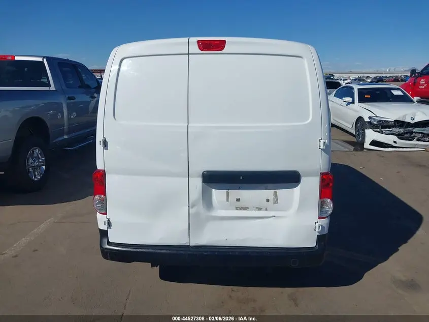 2019 NISSAN NV200 S